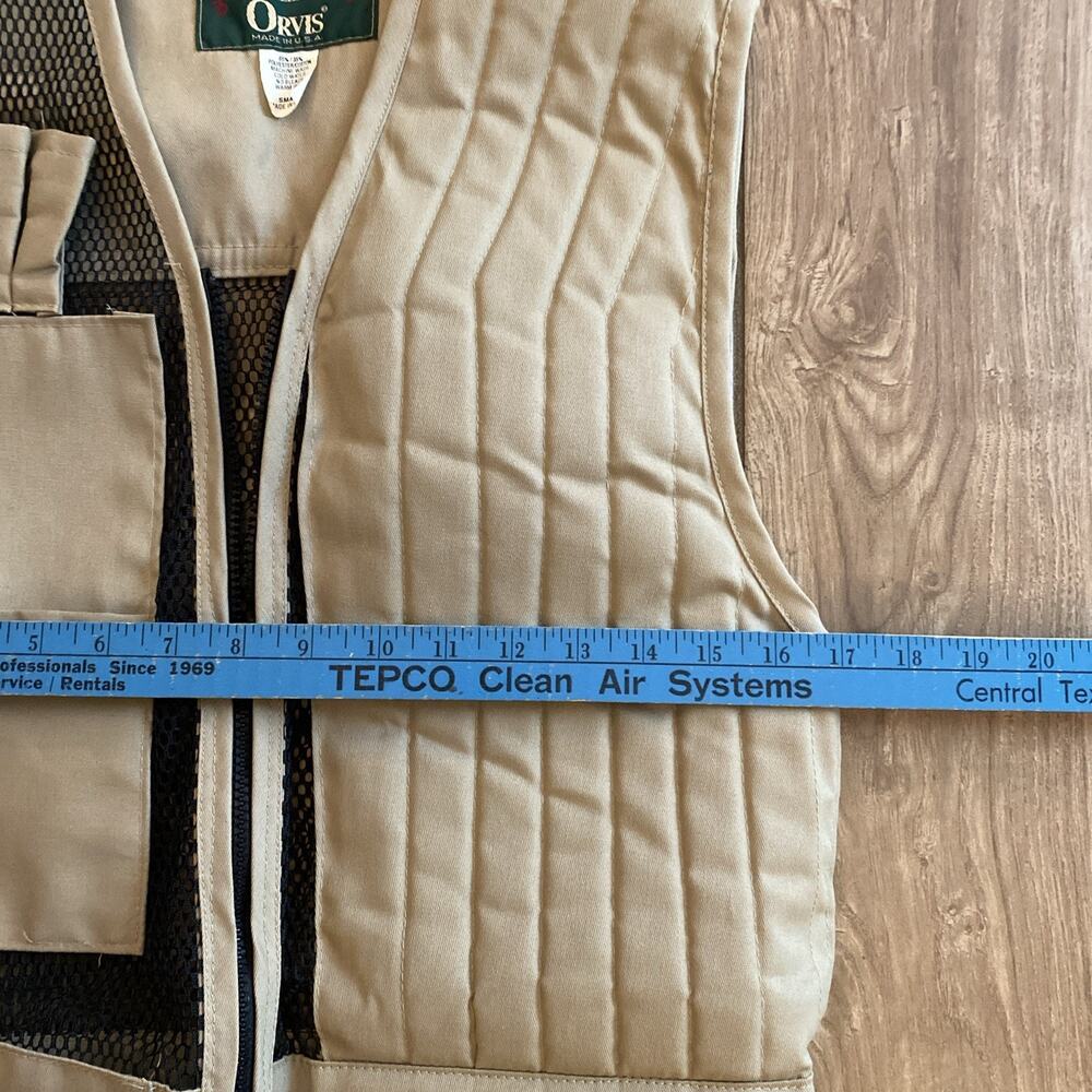 Vintage ORVIS Mesh Shooting Vest Size XL Khaki Multi Pockets Made in USA - Picture 4 of 5